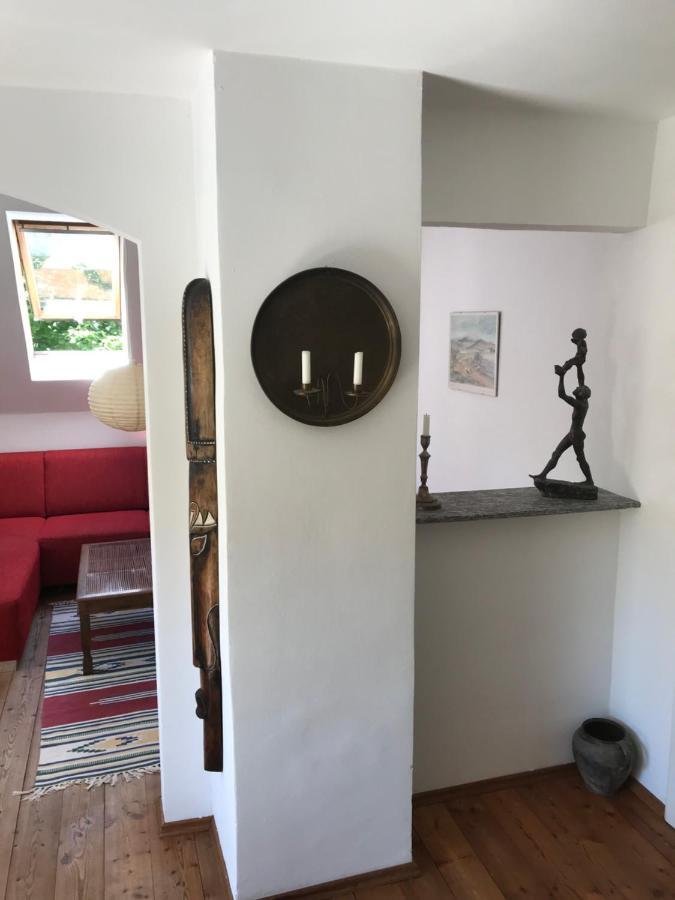 Charmante Altbau-Dg-Wohnung ミュンヘン エクステリア 写真