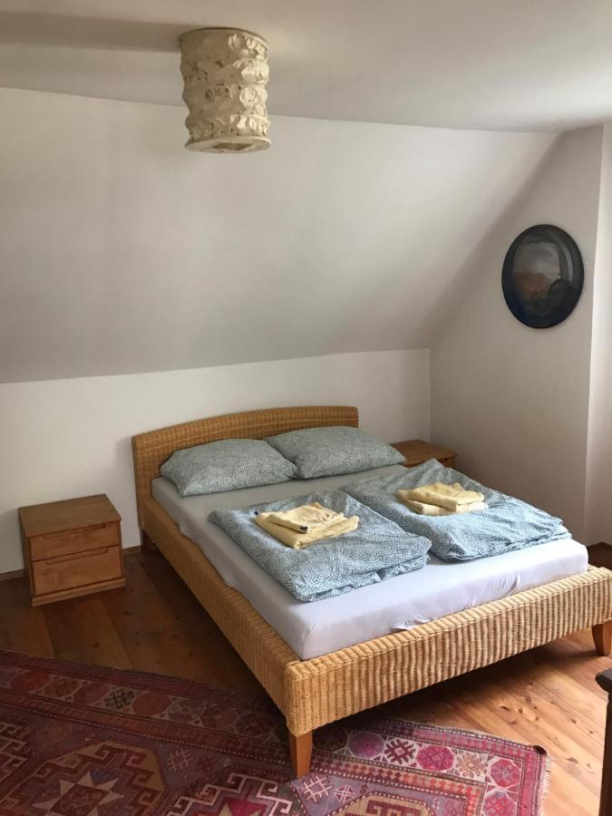 Charmante Altbau-Dg-Wohnung ミュンヘン エクステリア 写真